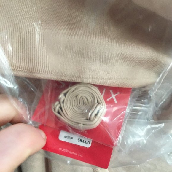 SPANX High Waisted Mid Thigh Short Bodysuit - Picture 4 of 16